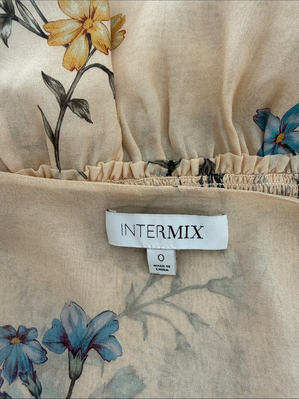 Intermix blouse - Picture 4 of 4